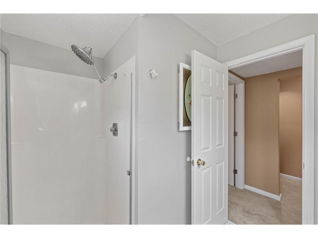 3098 Evelyn Street Roseville MN 55113 7081078 image26