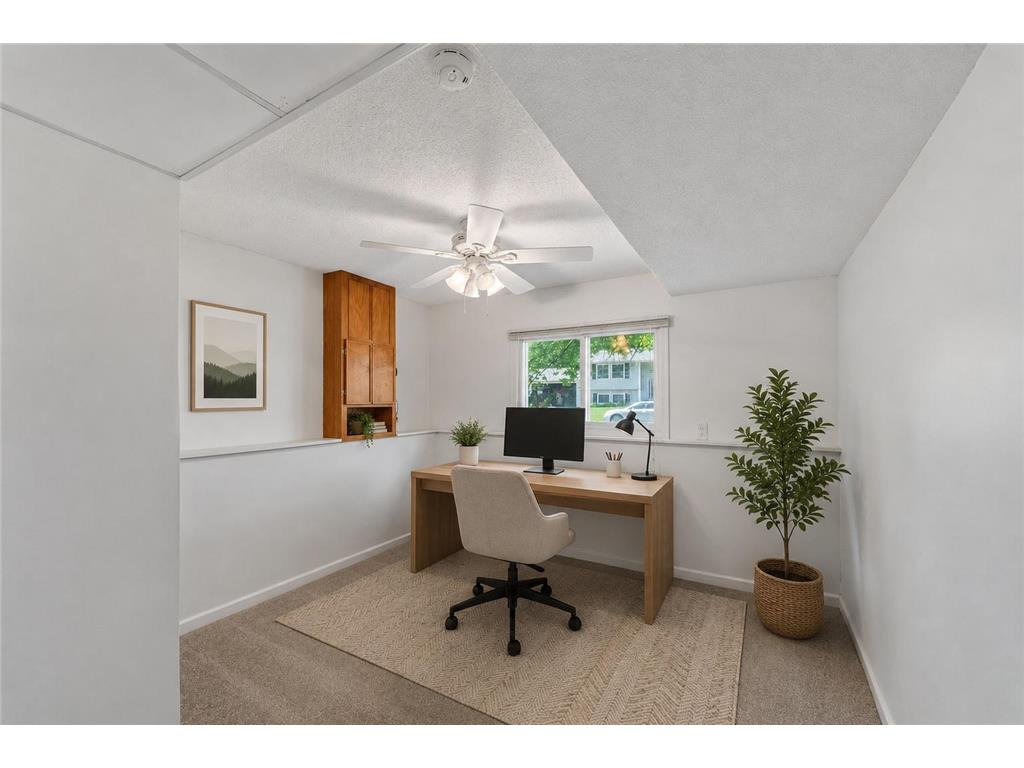 3098 Evelyn Street Roseville MN 55113 7081078 image27
