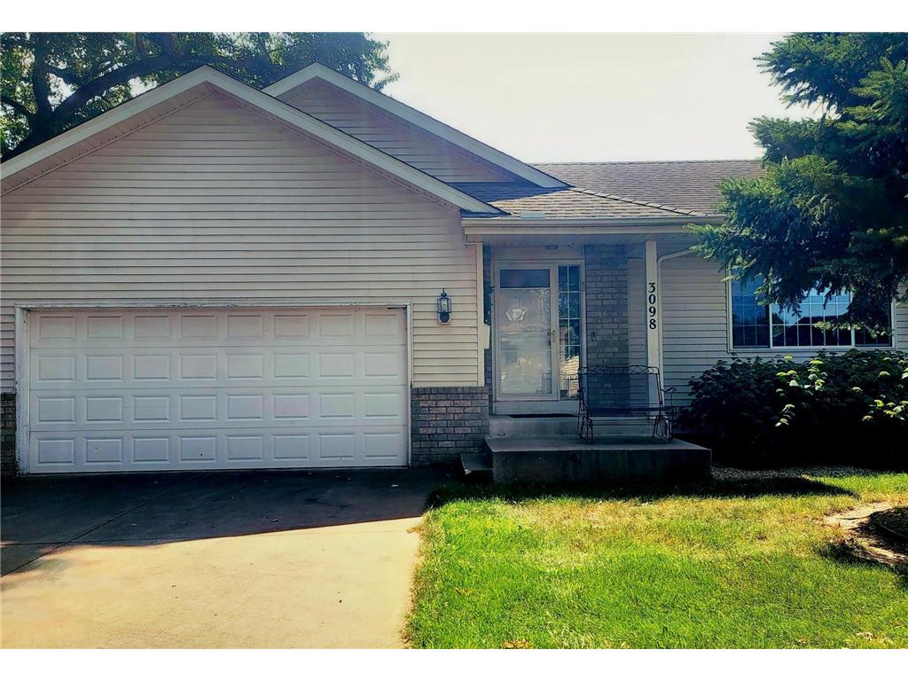 3098 Fairview Avenue N Roseville MN 55113 6581039 image1