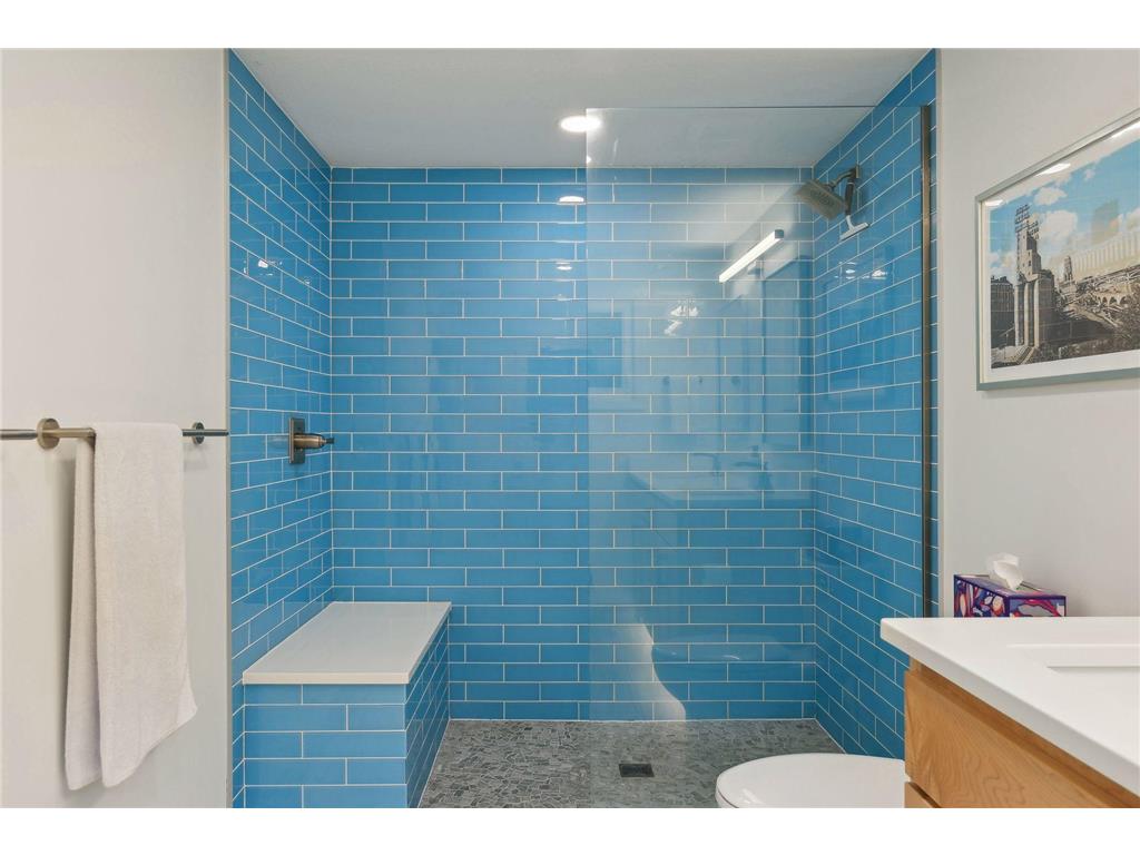 3098 Victoria Street N Roseville MN 55113 7021823 image27