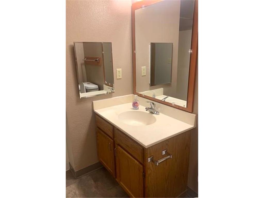 31 Chestnut Street E #5 Trimont MN 56176 7029296 image21