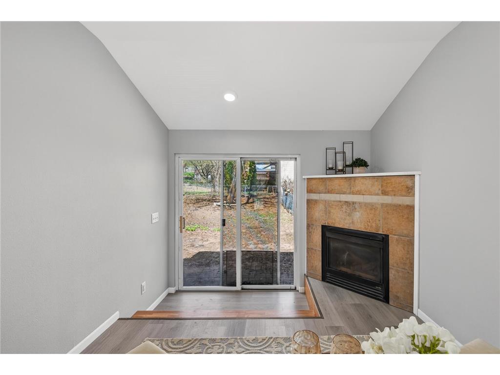31 Demont Avenue E Little Canada MN 55117 7081923 image12