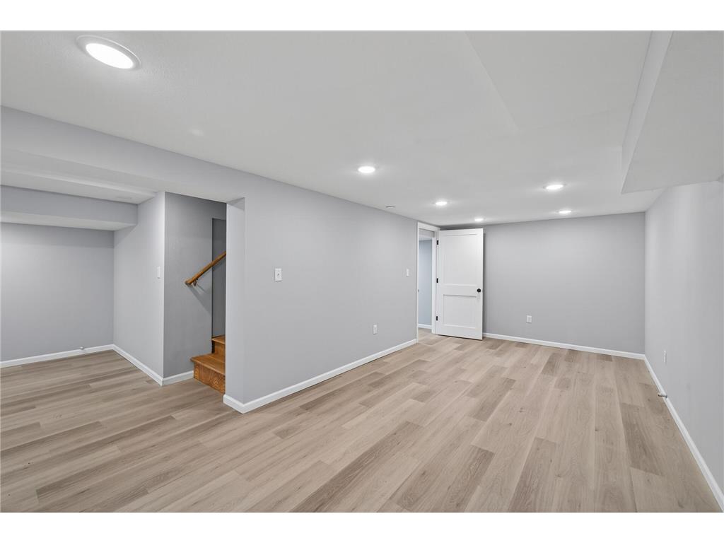 31 Demont Avenue E Little Canada MN 55117 7081923 image25