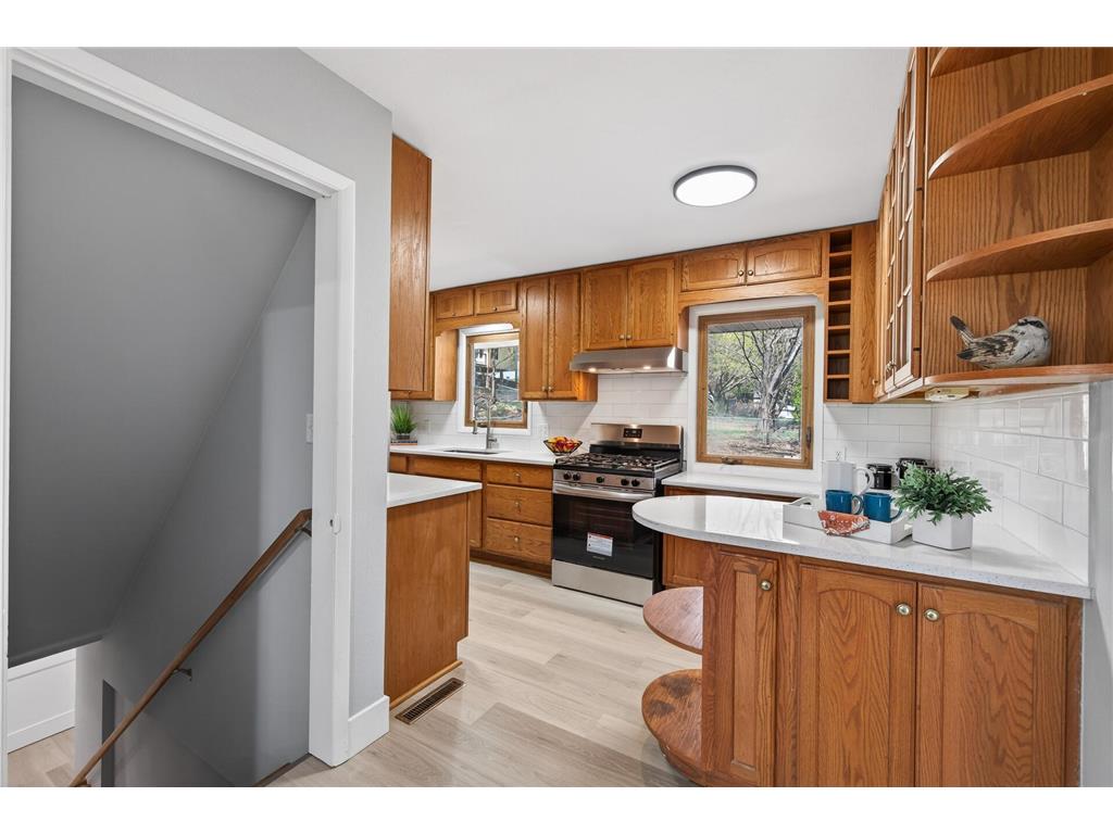 31 Demont Avenue E Little Canada MN 55117 7081923 image4