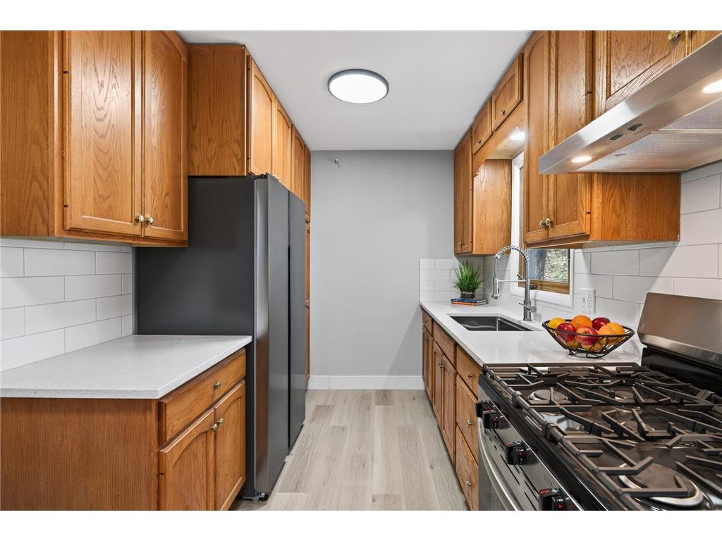31 Demont Avenue E Little Canada MN 55117 7081923 image5