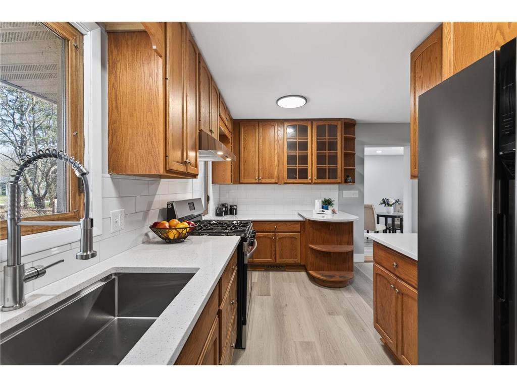 31 Demont Avenue E Little Canada MN 55117 7081923 image8