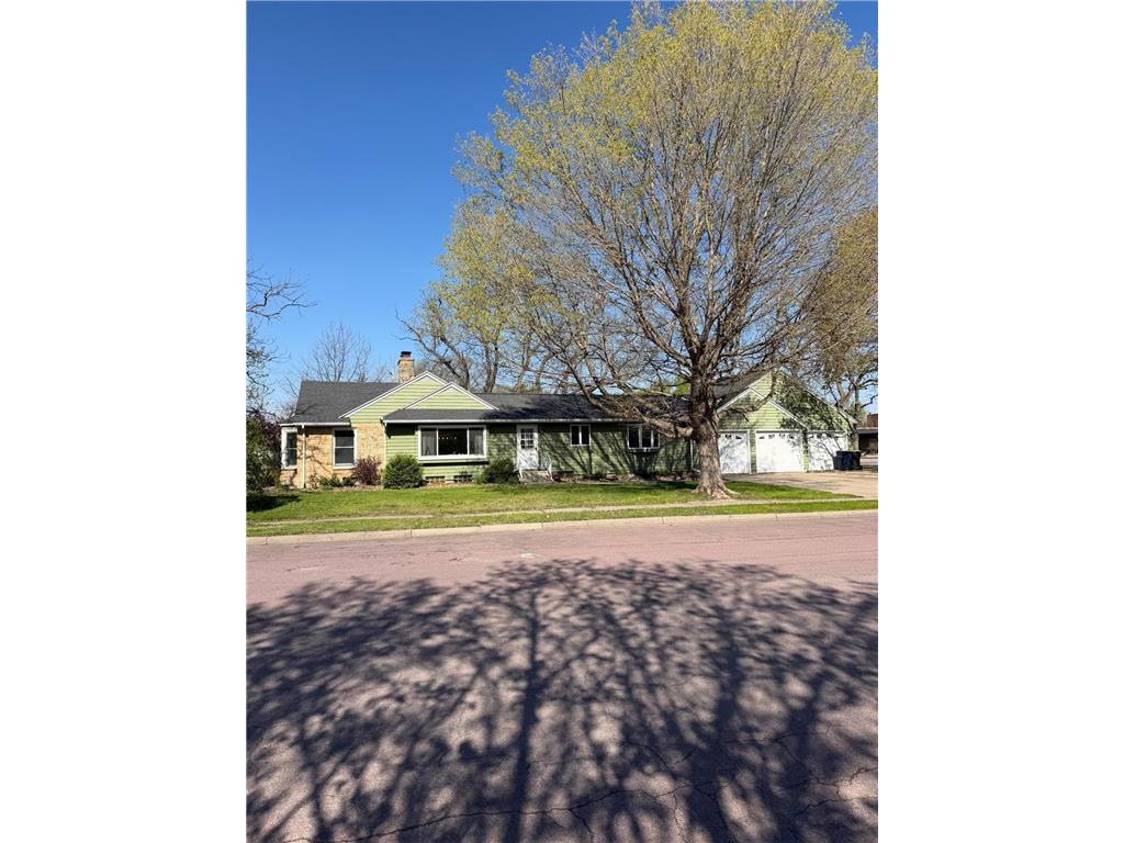 31 Lake Avenue E Minnesota Lake MN 56068 7066194 image1