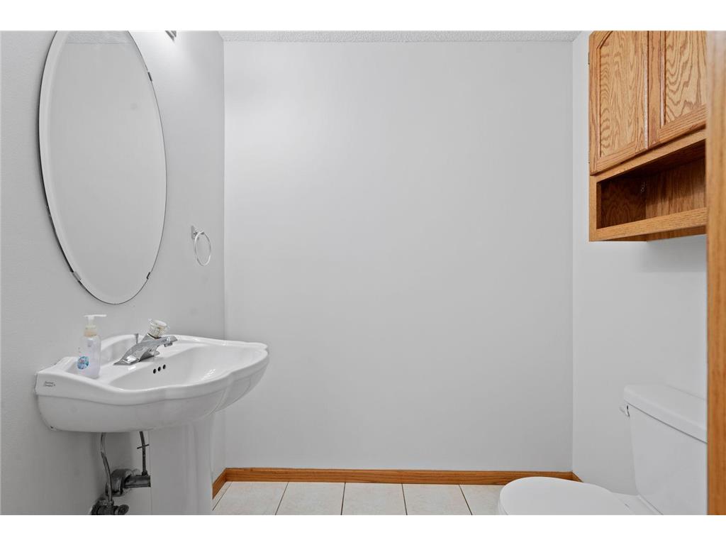 31 Landau Alcove Woodbury MN 55125 7020884 image9