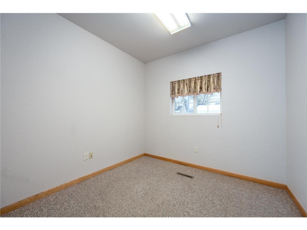 31 S 3rd Street Barron WI 54812 7006782 image17