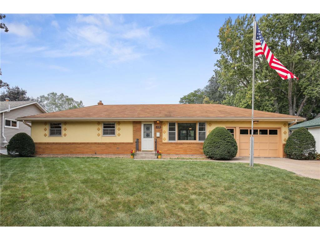 310 18th Avenue S South Saint Paul MN 55075 6605654 image1