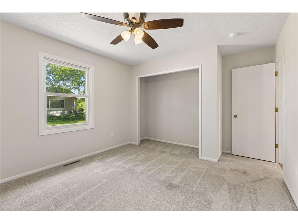 310 18th Avenue SE Cambridge MN 55008 7081732 image14