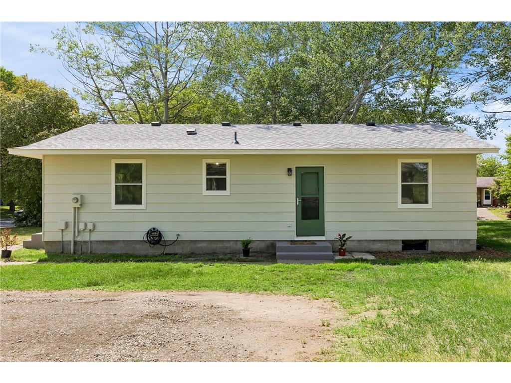 310 18th Avenue SE Cambridge MN 55008 7081732 image37