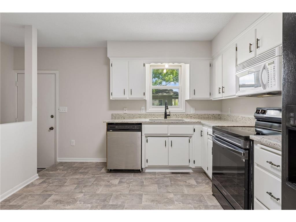 310 18th Avenue SE Cambridge MN 55008 7081732 image43