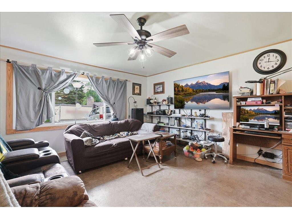 310 235th Street East Farmington WI 54020 7078287 image3