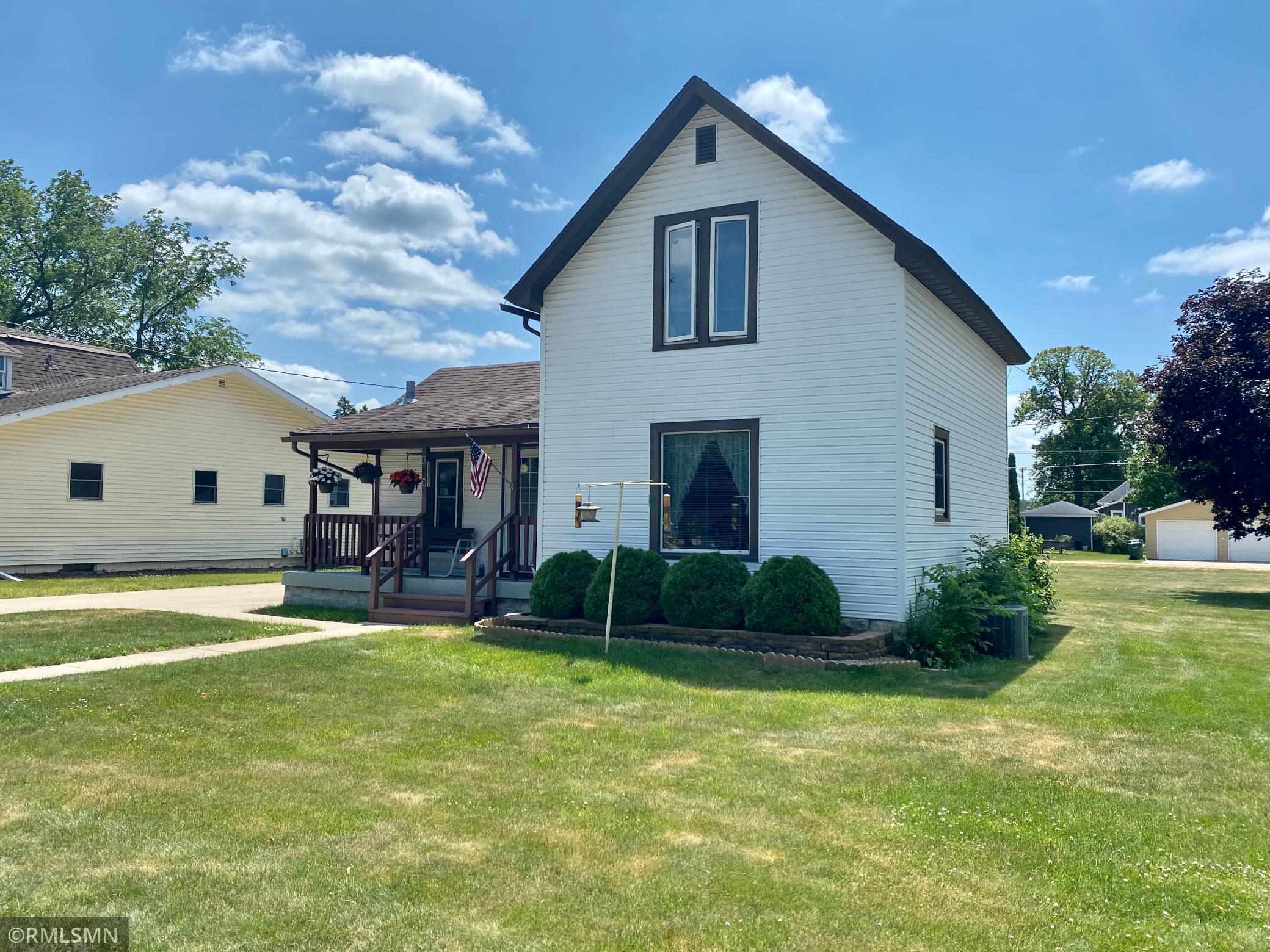 310 2nd Street SW, Stewartville, MN 55976 MLS 6013885 Edina Realty