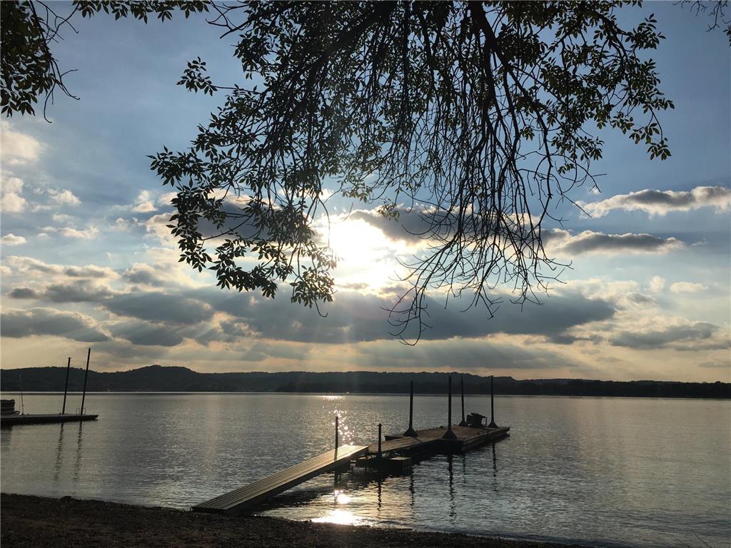 310/312 N Cove Road Troy Twp WI 54016 - Lake Saint Croix 6538348 image1