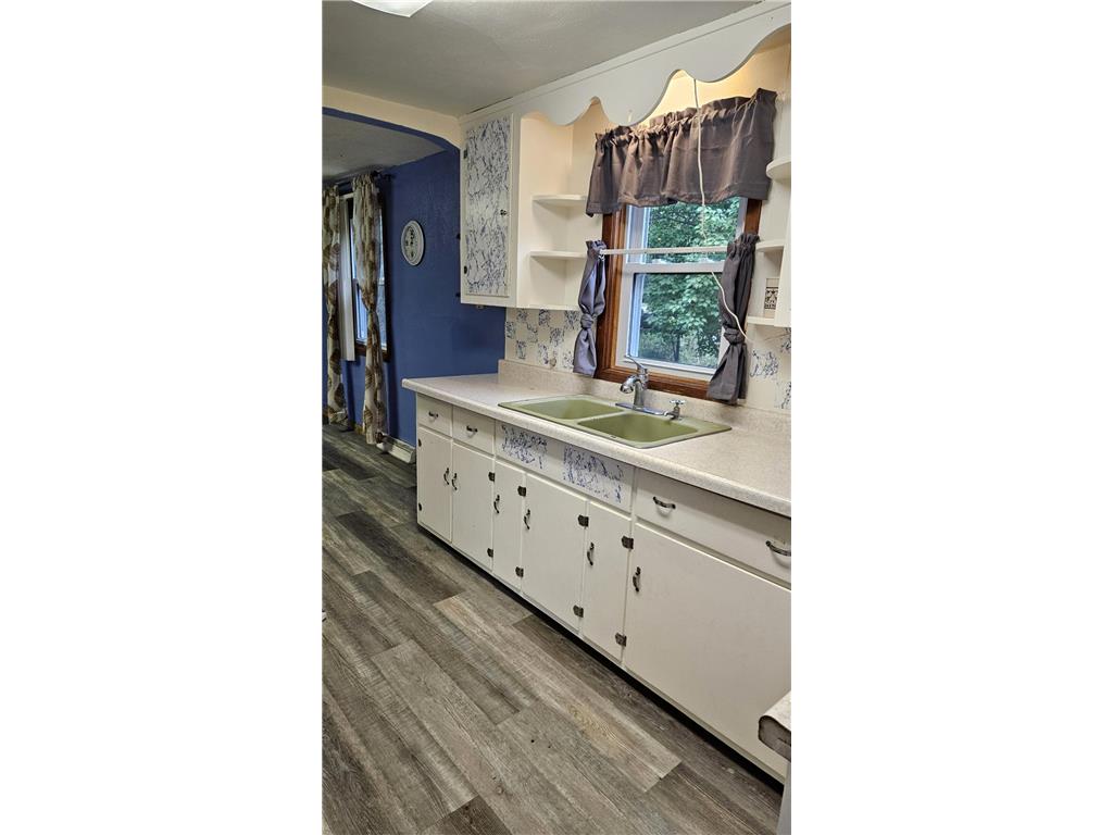 310 3rd Street S Browns Valley MN 56219 6783781 image16