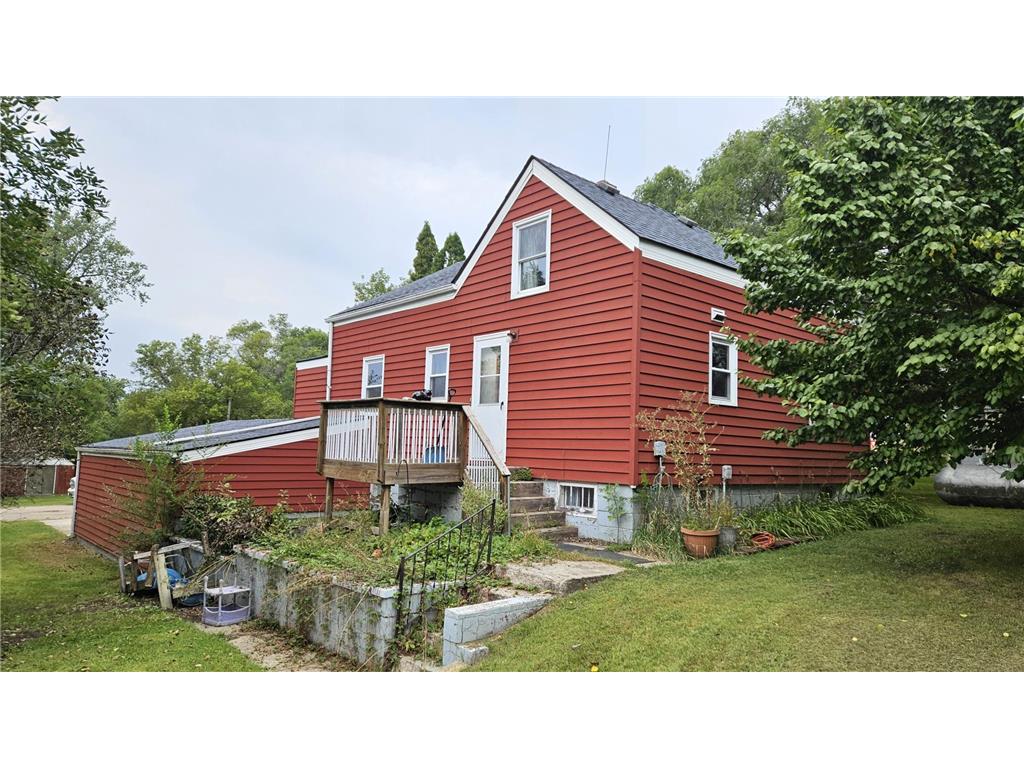 310 3rd Street S Browns Valley MN 56219 6783781 image2