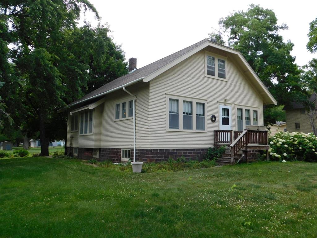 310 3rd Street SE Renville MN 56284 6407989 image1