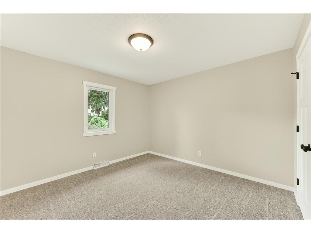 310 4th St NE Byron MN 55920 7089645 image16