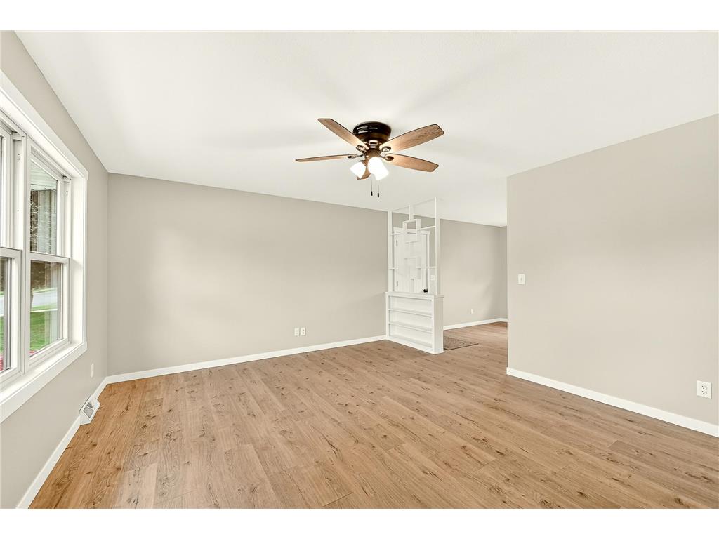 310 4th St NE Byron MN 55920 7089645 image5