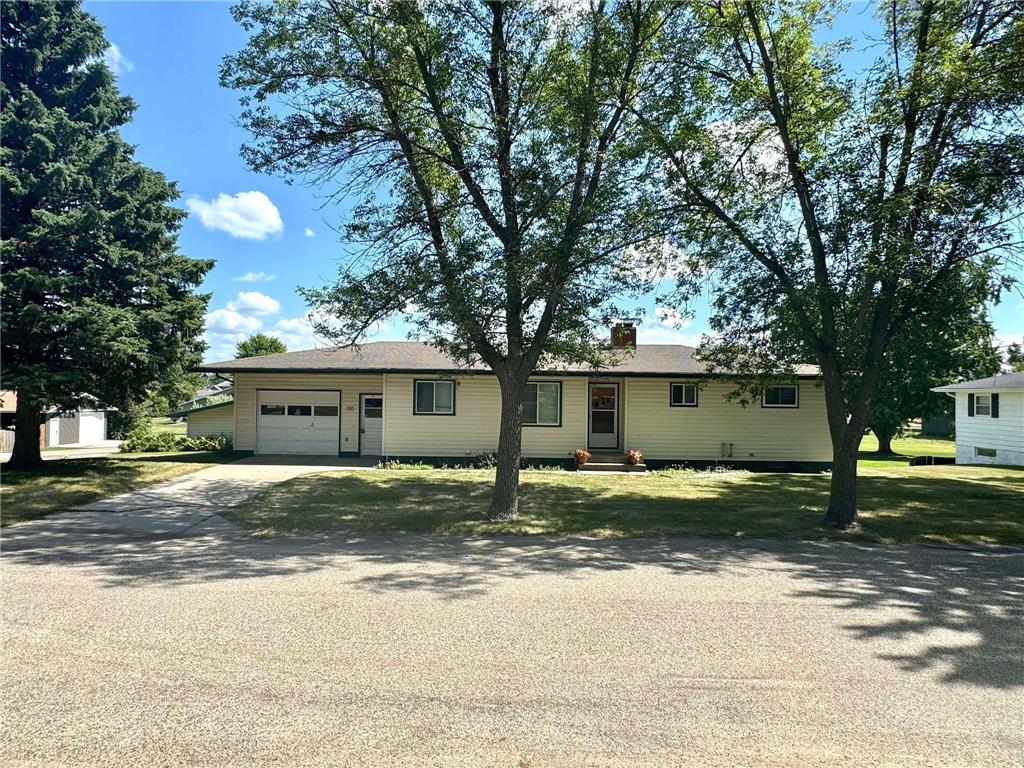 310 4th Street Arthur ND 58006 6585050 image1