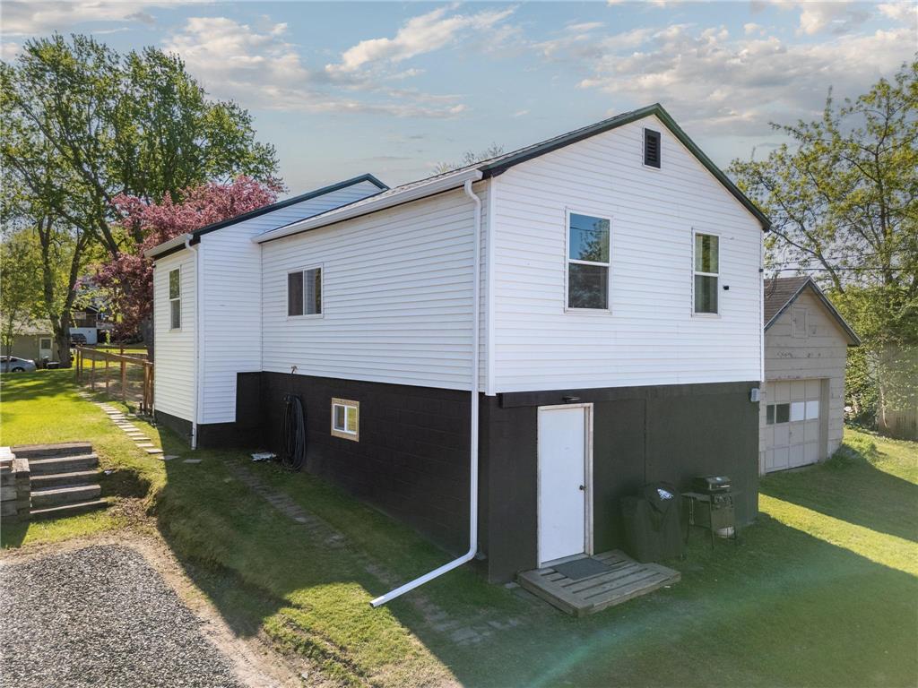 310 5th Avenue Bovey MN 55709 7080587 image1