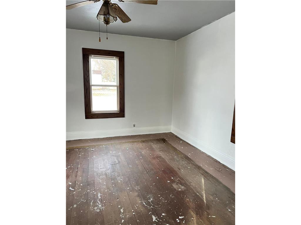 310 6th Street Dawson MN 56232 7006566 image11