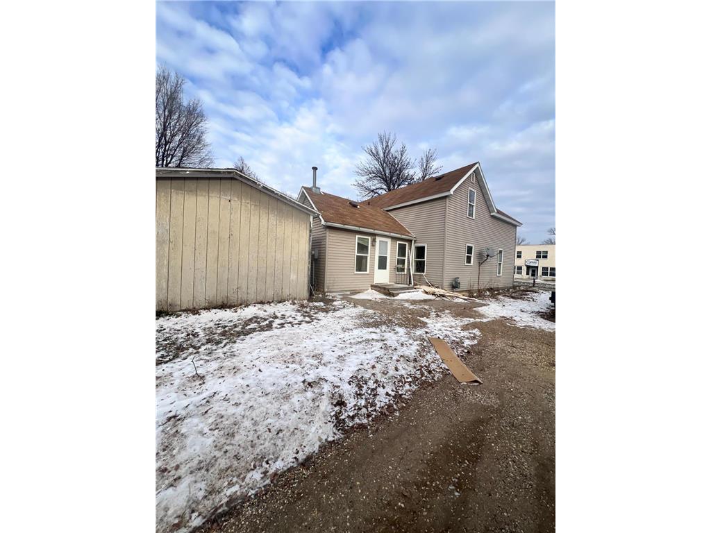 310 6th Street Dawson MN 56232 7006566 image5