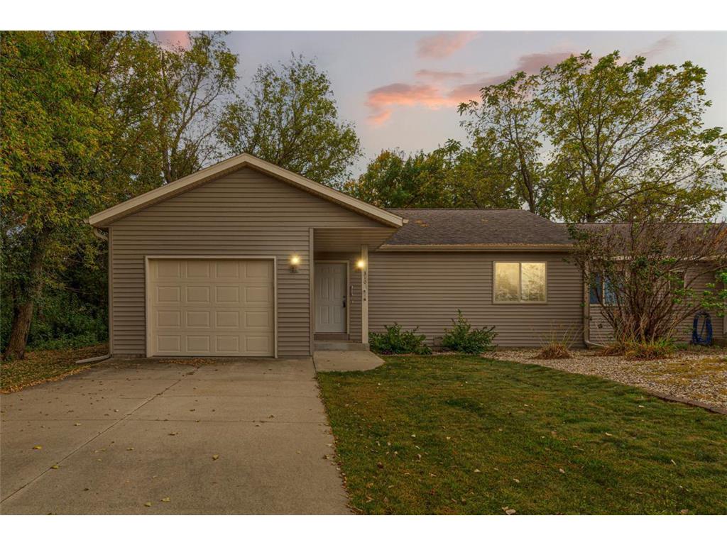 310 7th Street NW New Richland MN 56072 6791821 image1