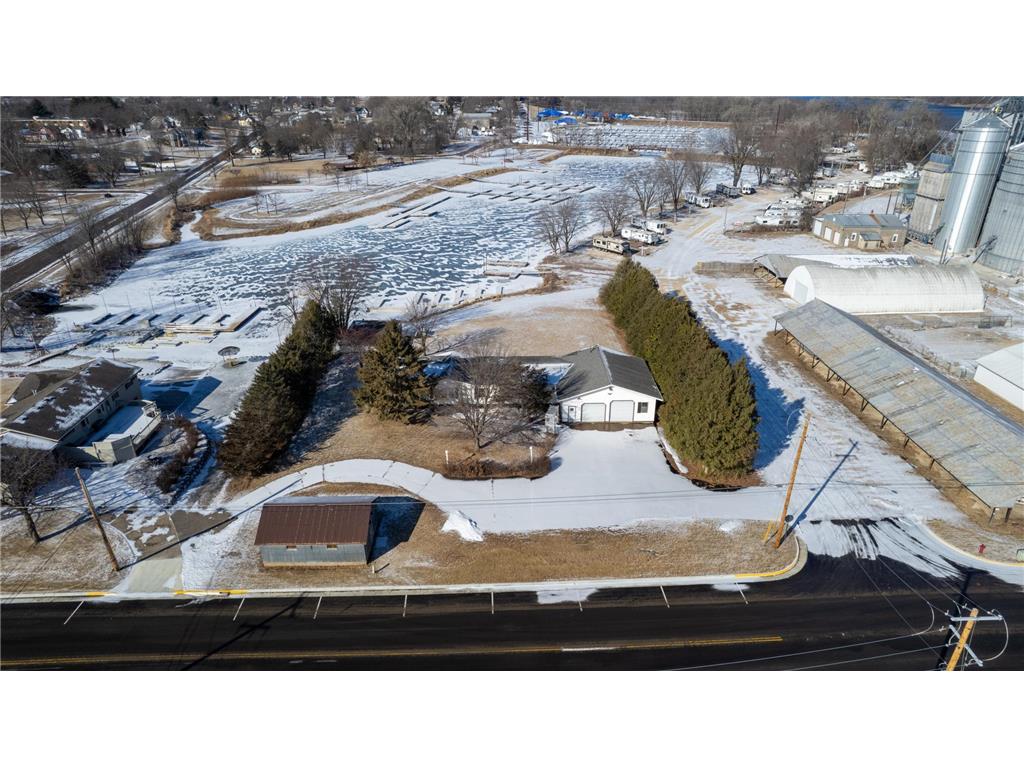 310 Bridge Avenue Wabasha MN 55981 - Mississippi 6670582 image1