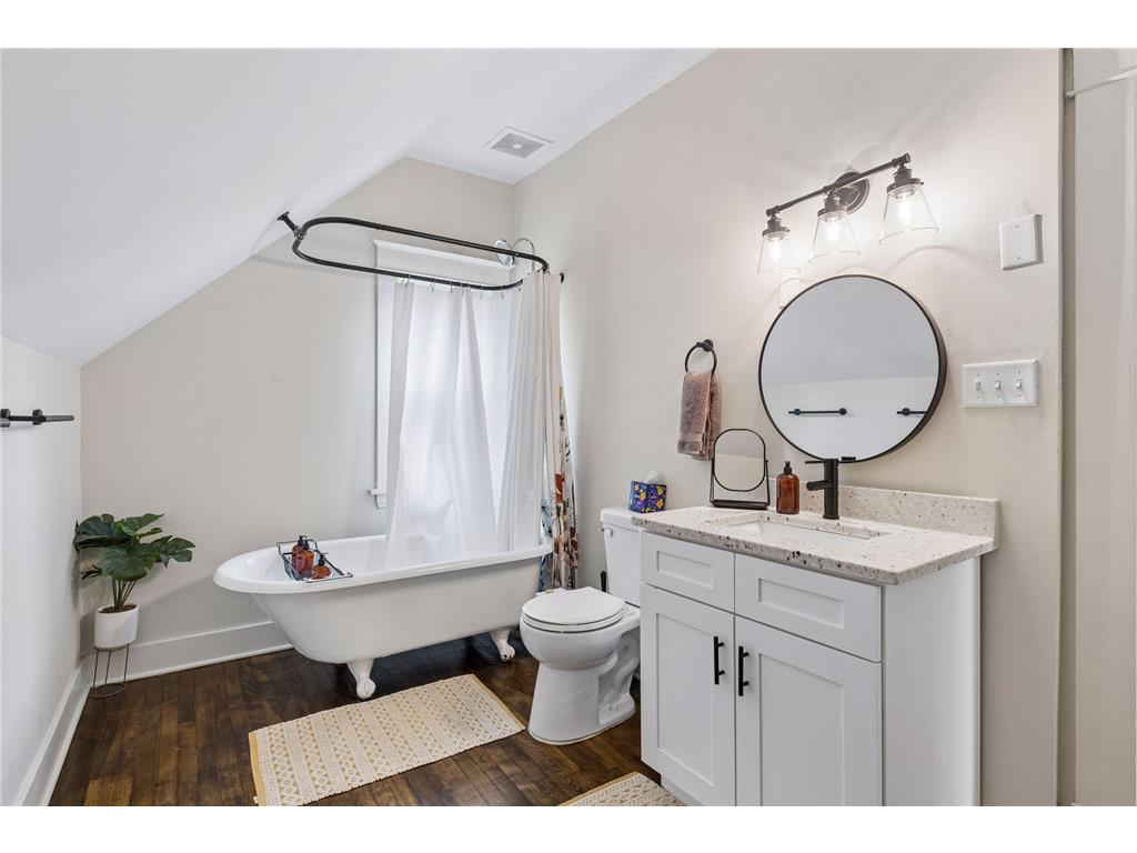 310 E 22nd Street Minneapolis MN 55404 7054571 image19