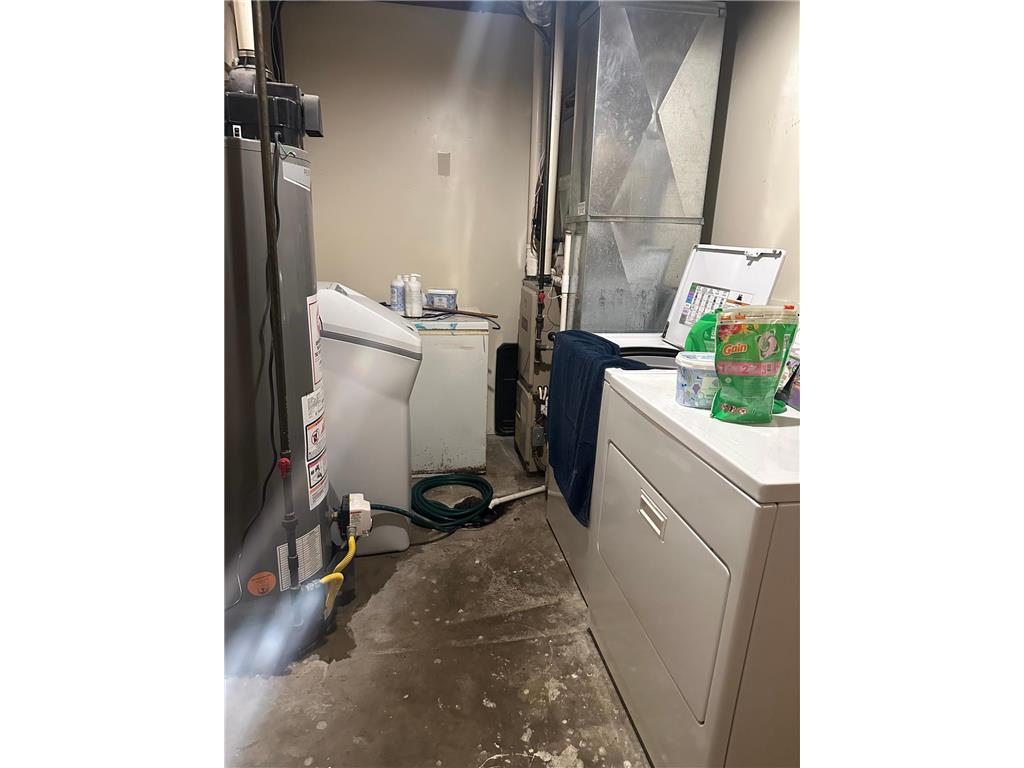 310 E 2nd Street Albert Lea MN 56007 7043956 image10