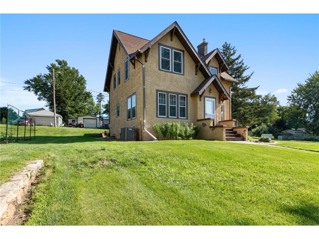 310 E 7th Street Starbuck MN 56381 6744812 image1