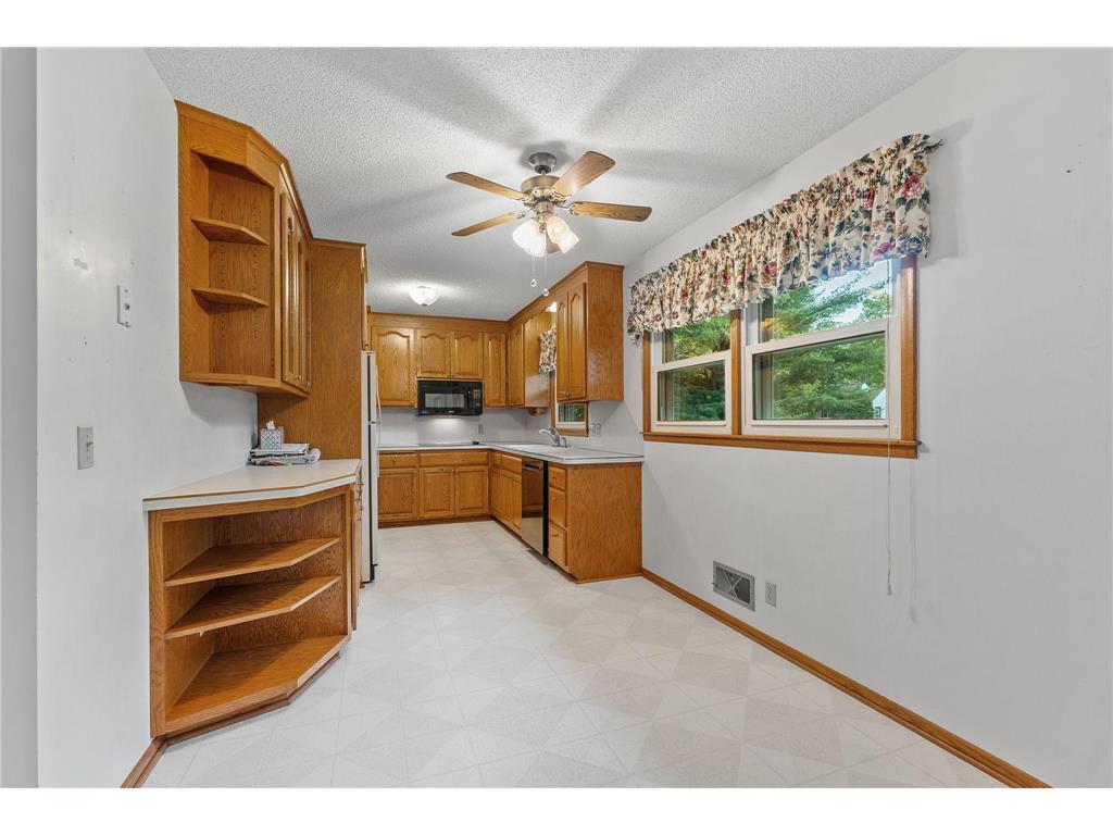 310 Lanewood Lane N Plymouth MN 55447 7075980 image11