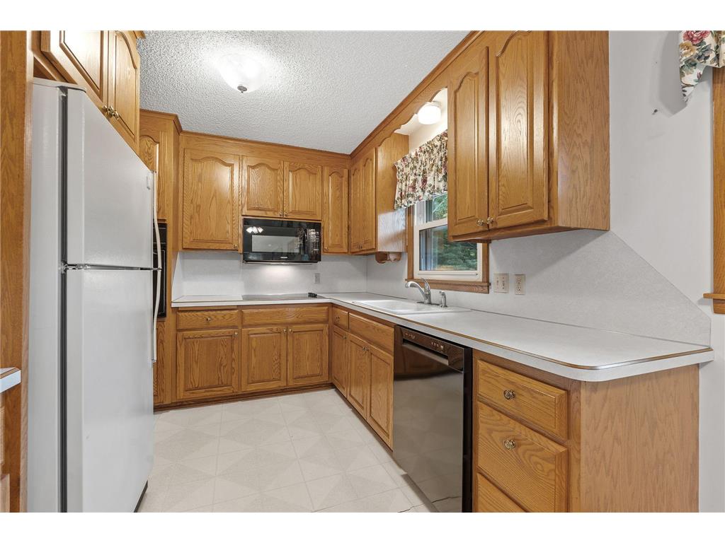 310 Lanewood Lane N Plymouth MN 55447 7075980 image14