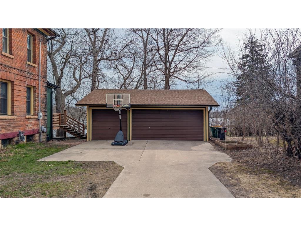 310 N Washington Avenue Albert Lea MN 56007 - Fountain 7047938 image117