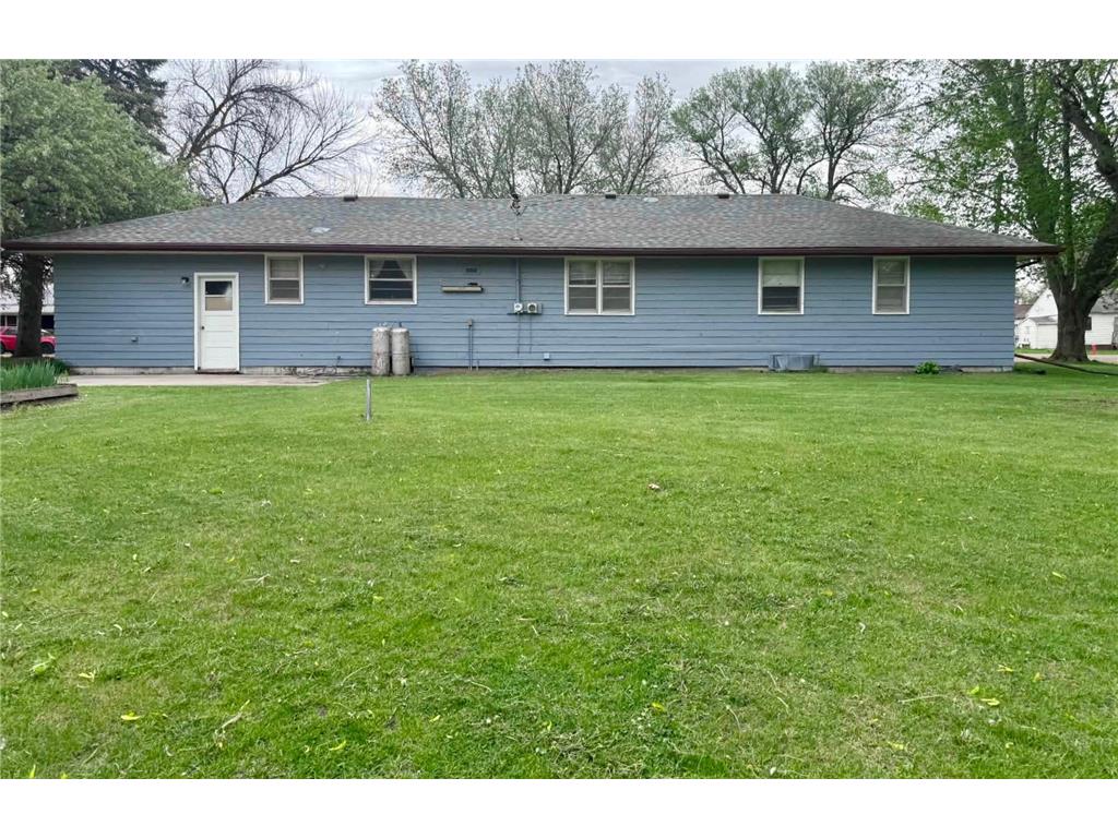 310 Oak Street Clements MN 56224 7075447 image17