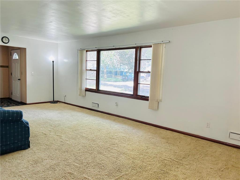 310 Oak Street Clements MN 56224 7075447 image4