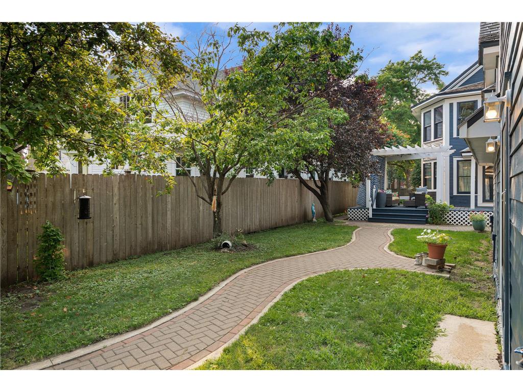 310 Ryan Avenue Saint Paul MN 55102 7053627 image104