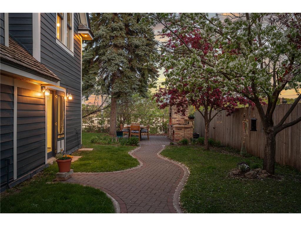 310 Ryan Avenue Saint Paul MN 55102 7053627 image17
