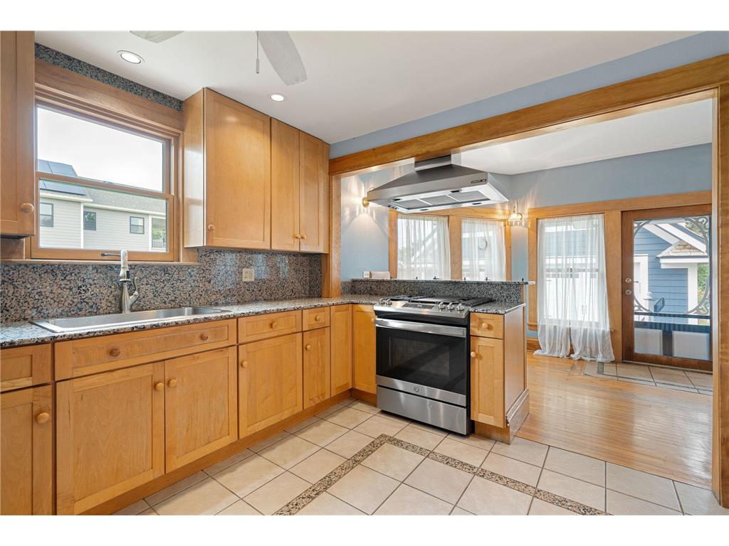 310 Ryan Avenue Saint Paul MN 55102 7053627 image26