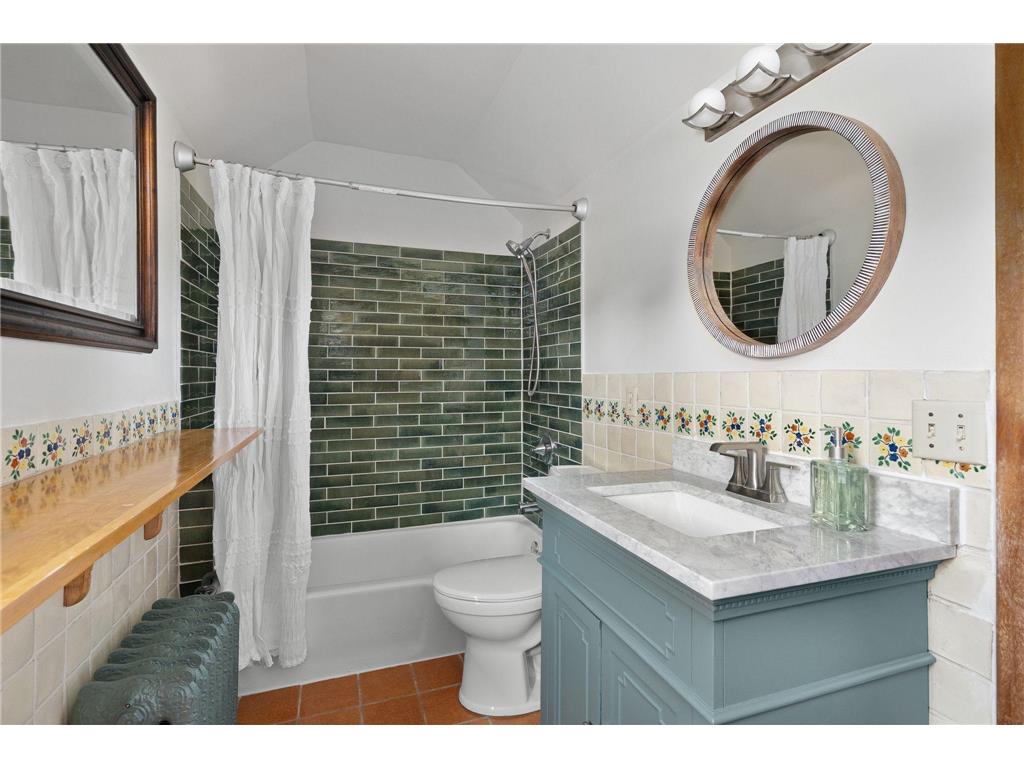 310 Ryan Avenue Saint Paul MN 55102 7053627 image48