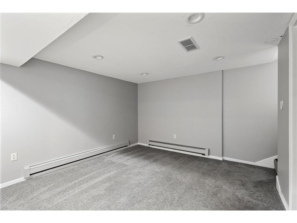 310 Ryan Avenue Saint Paul MN 55102 7053627 image49