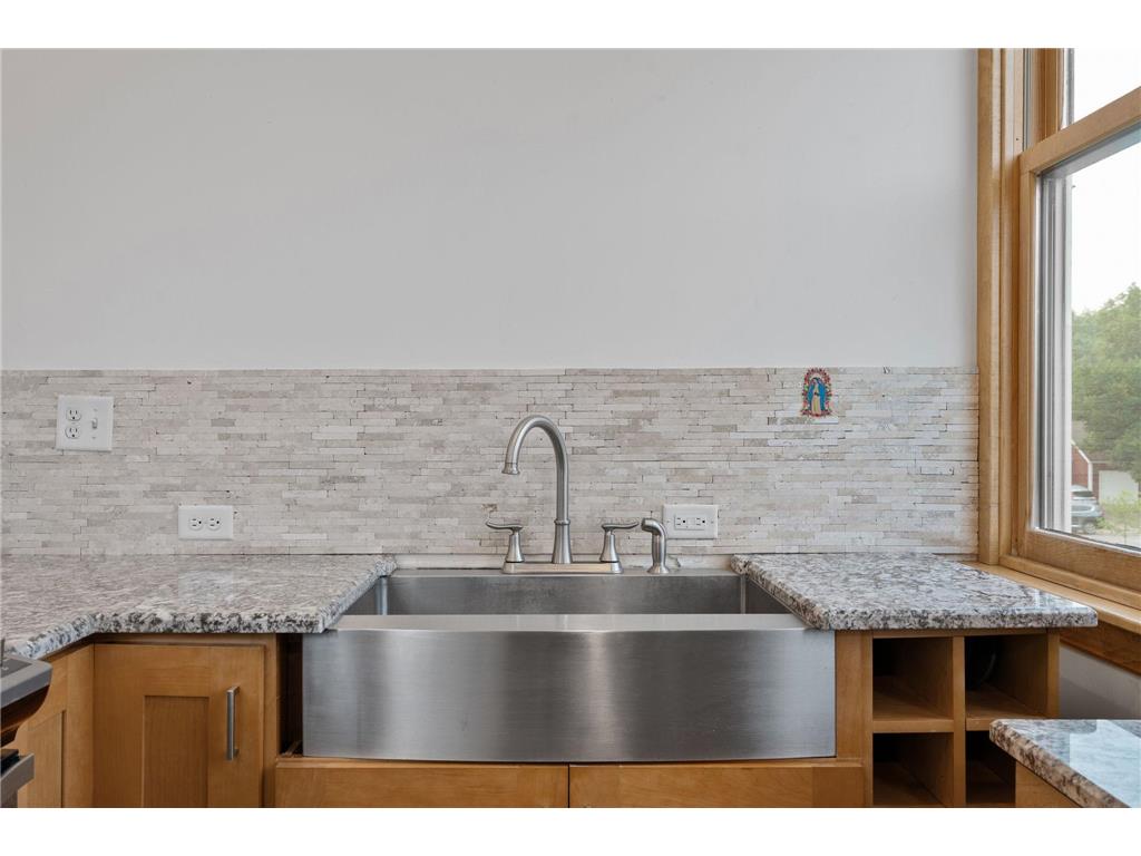 310 Ryan Avenue Saint Paul MN 55102 7053627 image65