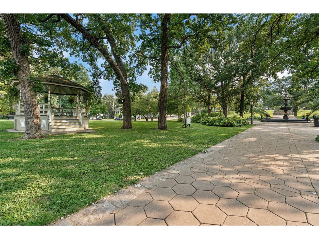 310 Ryan Avenue Saint Paul MN 55102 7053627 image82