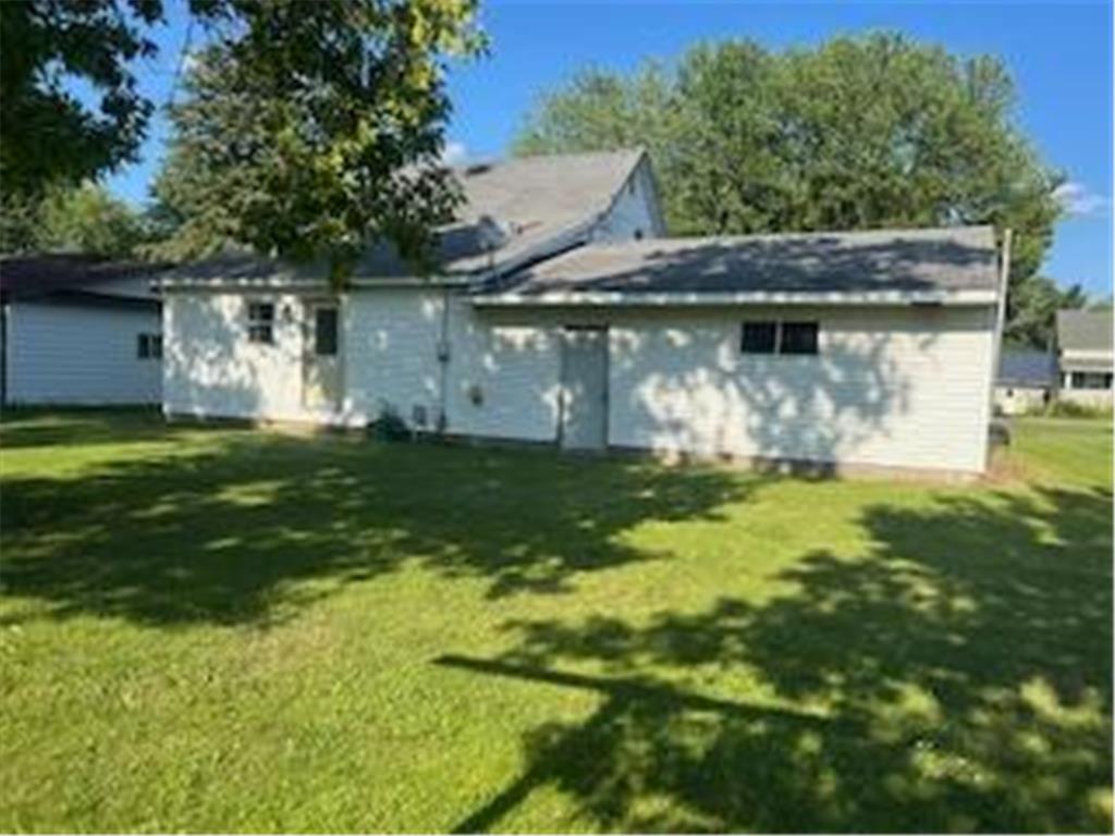 310 S 2nd Street Cameron WI 54822 7106019 image3