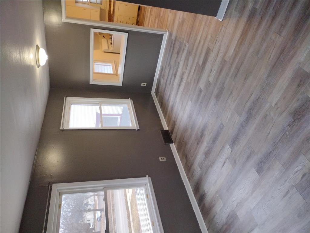 310 S Main Street Austin MN 55912 7025547 image3