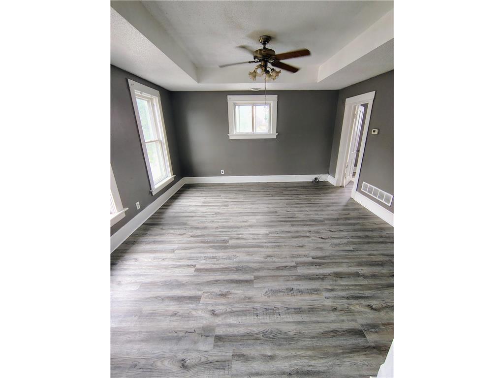 310 S Main Street Austin MN 55912 7025547 image8
