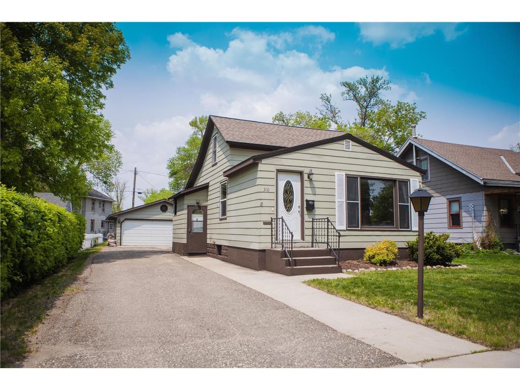 310 W 9th Street Morris MN 56267 6374547 image1